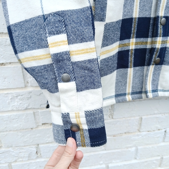 Aeropostale Plaid Flannel Shacket Size Small - Picture 7 of 11